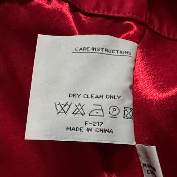 NWT DONATELLA  Vibrant Red Trench Coat Double Breasted Ruffle Hem in Size L - Picture 14 of 16